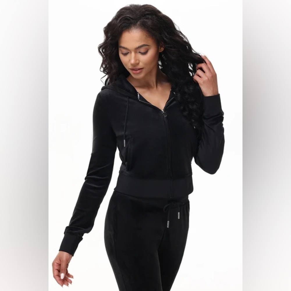 Juicy Couture Large
OG BIG BLING VELOUR HOODIE Vintage 90s 2000s - Picture 3 of 6
